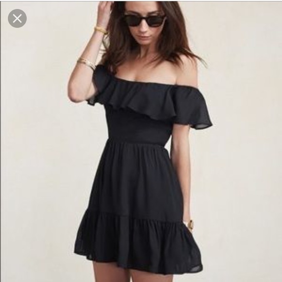 Reformation Dresses & Skirts - Reformation black floral print Bonnie dress